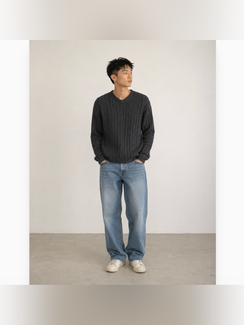 J Crew 100% Wool Size M V-neck Sweater